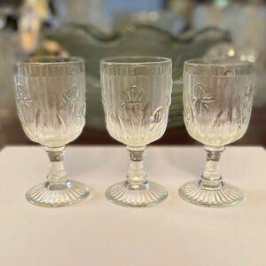 Iris & Herringbone Set of 3 - 3 oz Clear Wine Goblets